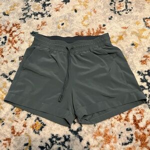 Lululemon Shorts- W